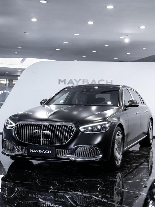 深圳242岚图汽车的售后服务让用户无忧出行，迈巴赫未来的豪华车趋势